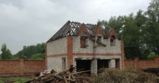 Демонтаж 2 этажного дома Ейск, цена от 2622 руб.