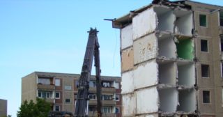 Демонтаж 5 этажного дома Ейск, цена от 3650 руб.