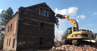Демонтаж кирпичного дома Ейск, цена от 2930 руб.